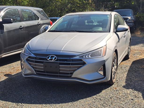 2020 Hyundai Elantra image 1