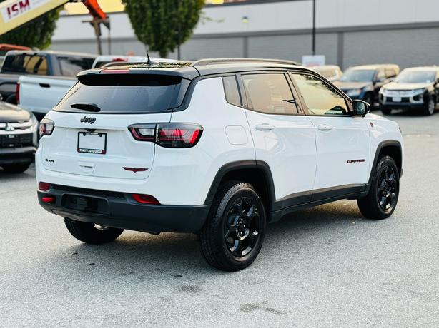 2023 Jeep Compass Trailhawk Elite 4x4 image 5