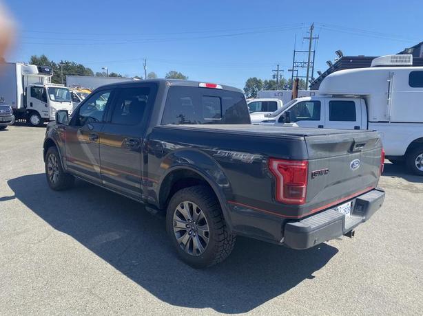 2016 Ford F-150 Lariat  5.5-ft. Bed 4WD image 3