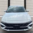 2025 Hyundai Elantra Preferred thumbnail image 2
