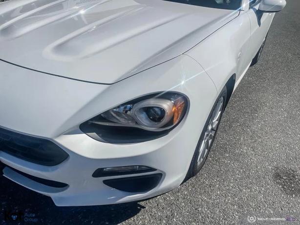 2017 FIAT 124 SPIDER image 8