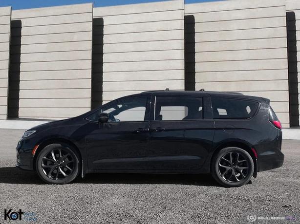 2021 CHRYSLER PACIFICA image 3