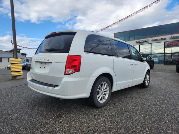 2019 Dodge Grand Caravan SXT Premium Plus | DVD Entertainment System | Remote St image 3