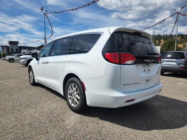 2024 Chrysler Grand Caravan SXT | Remote Start | Power Liftgate | Power Sliding  image 4