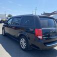 2020 Dodge Grand Caravan SXT (condition is poor) thumbnail image 4