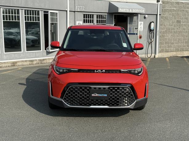 2025 Kia Soul EX- 16" Alloy Wheels & Heated Steering Wheel image 3