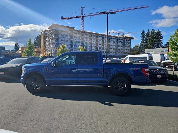 2022 Ford F-150 4WD Standard Pickup | Tow Hooks | Low Km's! image 3