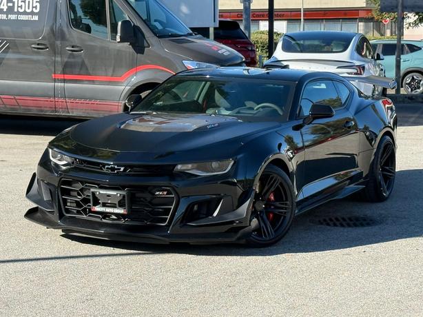 2020 Chevrolet Camaro - ZL1 1LE Manual Transmission, No Accidents image 2