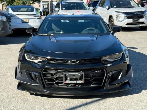 2020 Chevrolet Camaro - ZL1 1LE Manual Transmission, No Accidents image 3