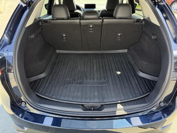 2023 Mazda CX-5 Sport - AWD, No Accidents, Sunroof, Heated Seats image 8