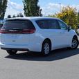 2024 Chrysler Pacifica thumbnail image 6
