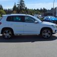 2017 Volkswagen Tiguan Highline - Low Mileage, Sunroof, Heated Seats, AWD thumbnail image 5