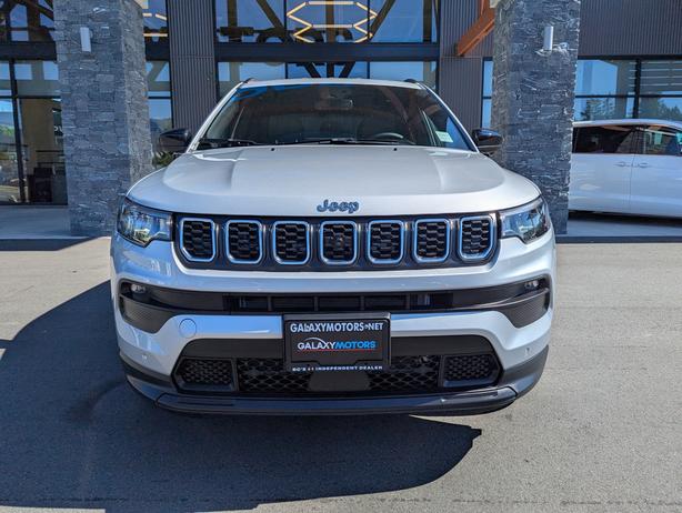 2024 Jeep Compass North - 4x4, Heated Seats, Remote Start, NAV image 3