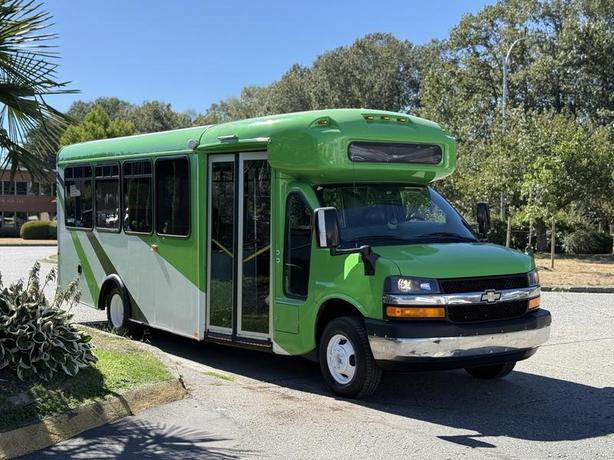 2013 Chevrolet Express G4500 Diesel 11-Passenger Bus with Wheelchair Ramp image 1