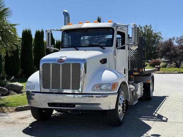 2019 Peterbilt 337 14-Foot Roll-Off Hook Truck Diesel with Hydraulic Brakes image 4
