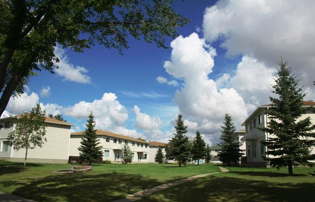 2 bedroom Wedgewood Townhomes image 2