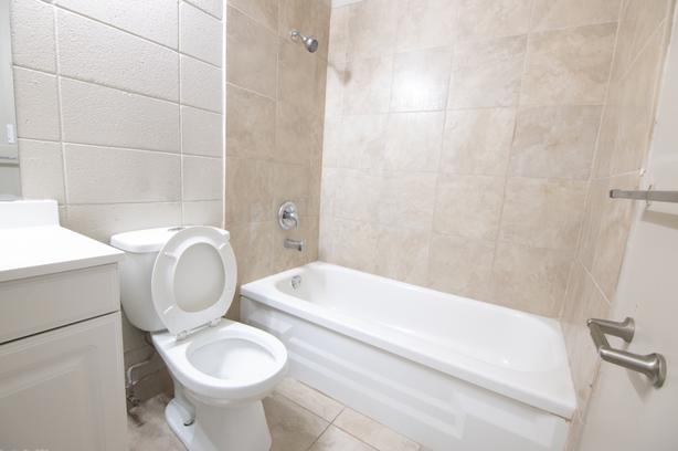 1 bedroom Cornerstone Apartments image 6