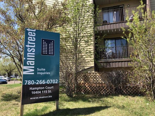 2 bedroom Hampton Court image 6