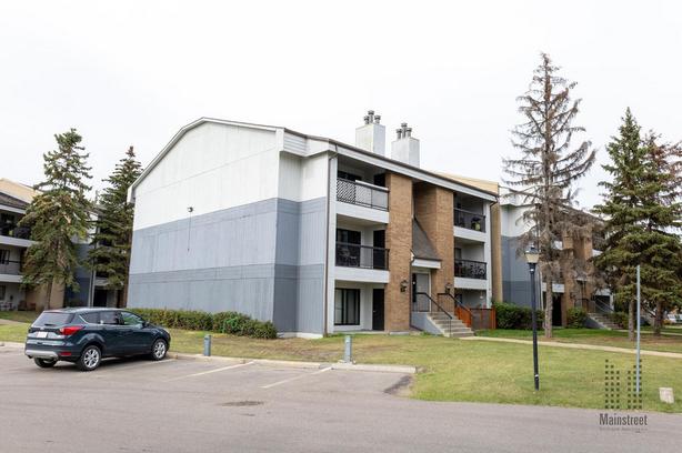 2 Bedroom Hermitage Village Apartments image 1