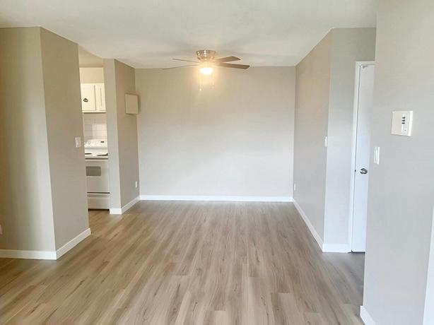 3 Bedroom Hermitage Village Apartments image 5