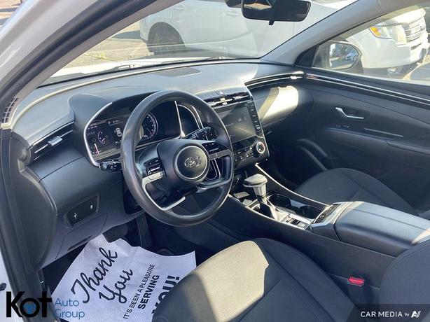 2022 Hyundai Tucson Essential APPLE CARPLAY BLUETOOTH! HEATED SEATS! BACKUP CAME image 6