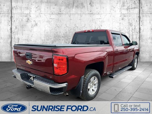 2017 Chevrolet Silverado 1500 LT, 11,000LBS TOWING, BACK UP CAMERA, HEATED SEATS image 5