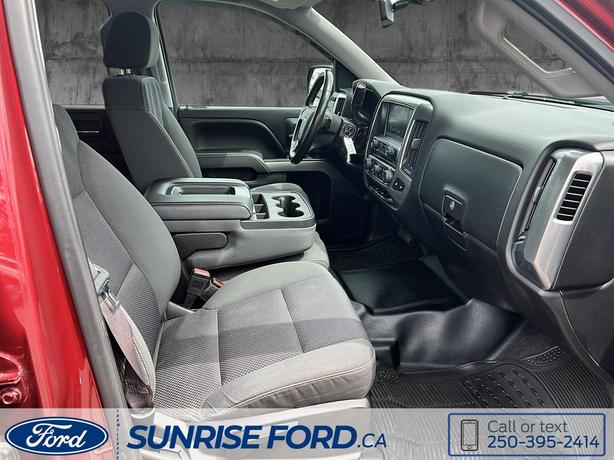 2017 Chevrolet Silverado 1500 LT, 11,000LBS TOWING, BACK UP CAMERA, HEATED SEATS image 8