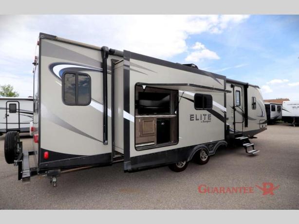 Used 2018 Keystone RV Passport Elite 31RI image 6