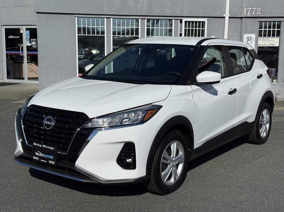 2025 Nissan Kicks Play S - Rear Parking Sensors & 16" Steel Wheels display photo