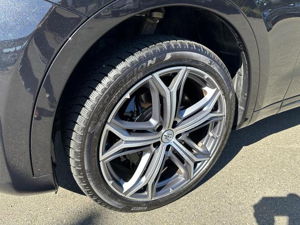 2022 Maserati Levante Modena image 4
