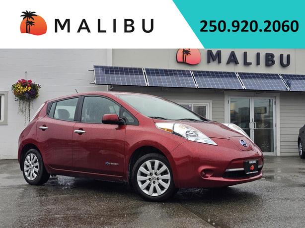 2015 Nissan LEAF 4dr HB S image 1