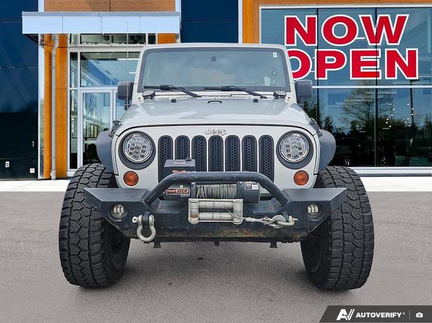 2012 Jeep Wrangler 4WD 2dr Sahara | Keyless Entry | Cruise Control! image 2