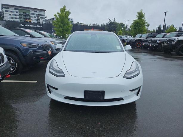 2020 Tesla Model 3 Standard Range Plus RWD | One Owner | No Reported Accidents! image 2