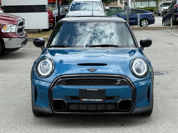 2023 MINI 3 Door Cooper S - No Accidents, One Owner, Manager Demo image 2