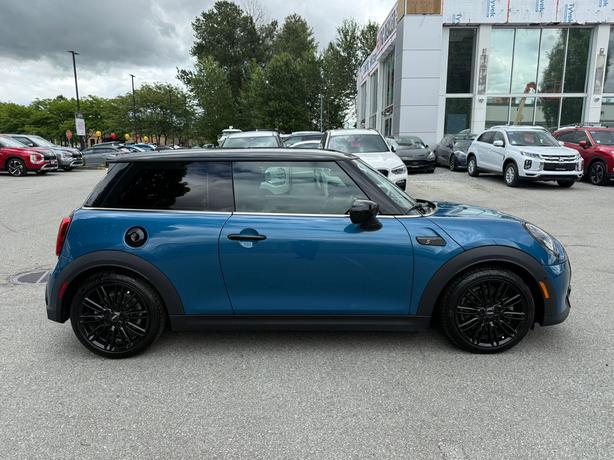 2023 MINI 3 Door Cooper S - No Accidents, One Owner, Manager Demo image 4