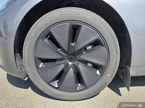 2024 Tesla Model 3 RWD | No Reported Accidents | One Owner! image 6