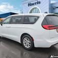 2024 Chrysler Pacifica Touring | No Reported Accidents! thumbnail image 4