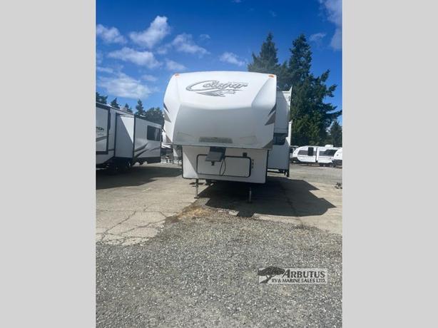 Used 2014 Keystone RV Cougar 279RKSWE image 1