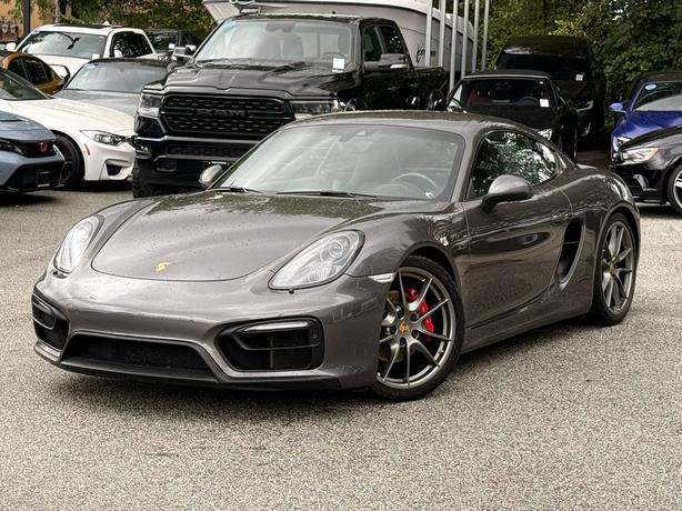 2016 Porsche Cayman image 1