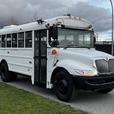 2013 International 4200 21 Passenger Bus Diesel Hydraulic Brakes thumbnail image 1
