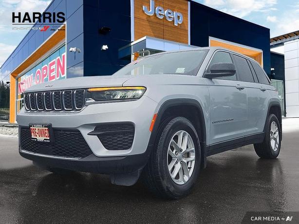 2022 Jeep Grand Cherokee Laredo 4x4 Sport Utility | One Owner | No Reported Acci image 1