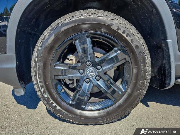 2023 Honda Ridgeline Black Edition AWD | Remote Start | Cruise Control! image 6