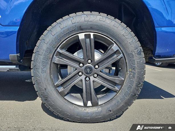 2022 Ford F-150 4WD Standard Pickup | Tow Hooks | Low Km's! image 6
