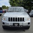 2006 Jeep Grand Cherokee thumbnail image 2