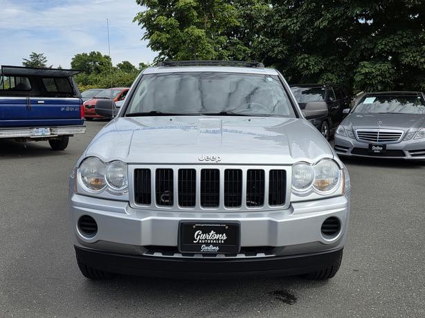 2006 Jeep Grand Cherokee image 2