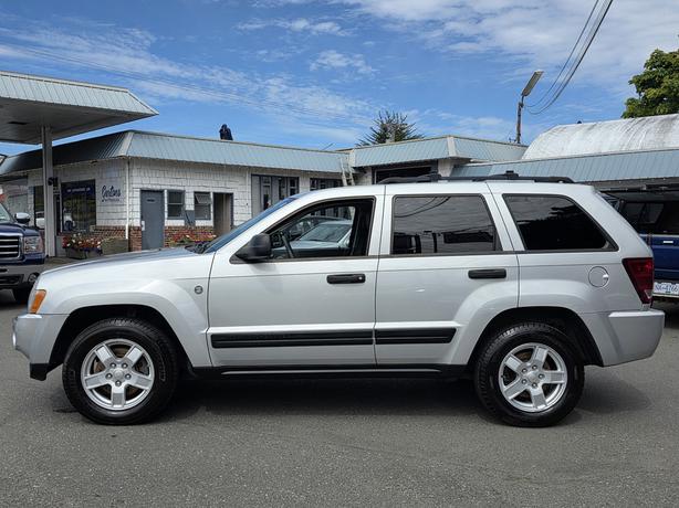 2006 Jeep Grand Cherokee image 4