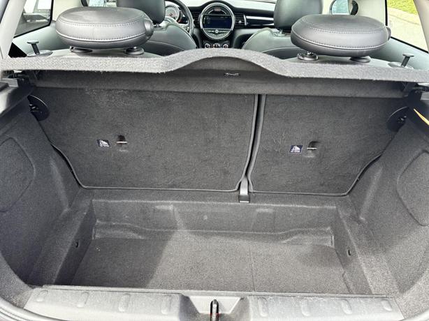 2015 MINI Cooper Hardtop S image 8