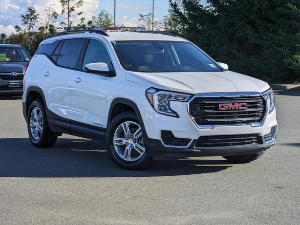 2023 GMC Terrain SLE - No Accidents, AWD, Heated Seats image 4