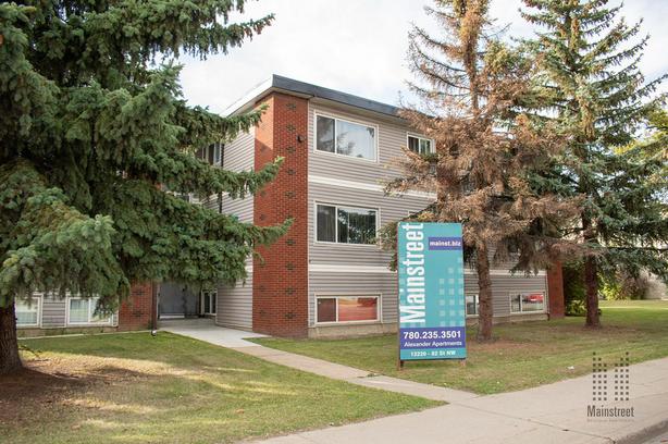1 bedroom Alexander Apartments image 1