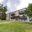 3 bedroom Mainstreet Village thumbnail image 6